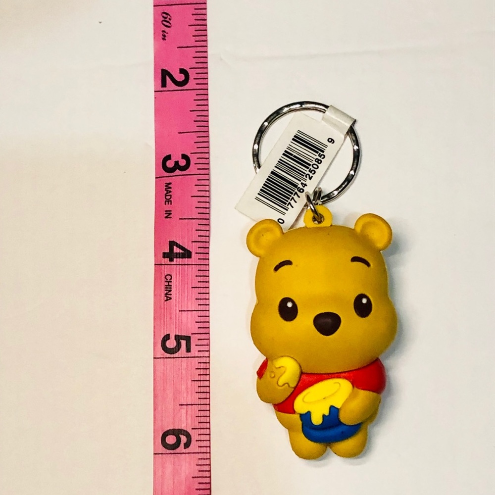 Disney 3-D Figural Keychain Winnie The Pooh